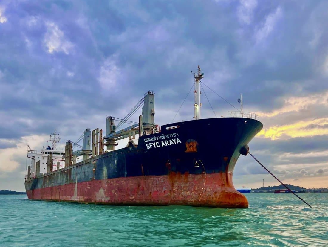 SFYC ARAYA at sea